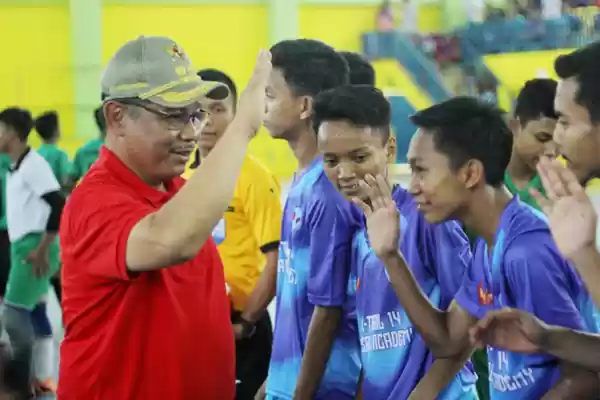 Tumbuhkan Karakter Semangat Kebersamaan