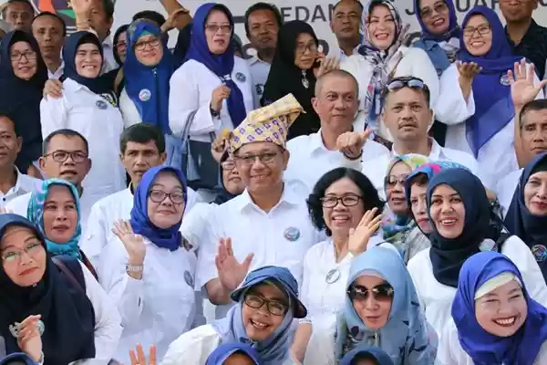Akhyar Hadiri Reuni Akbar SMPN 9/11 Medan