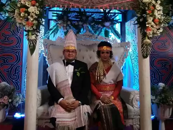 Mulai dari Pejabat hingga Warga Biasa Hadiri Pernikahan Putra Eks Bupati Tobasa