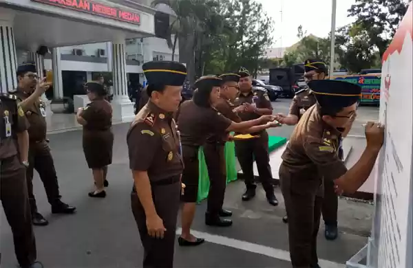 Kejari Medan Canangkan Zona Integritas Menuju WBK/WBBM