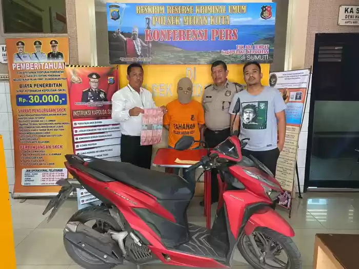 Terlilit Utang Sewa Rumah, Viki Nekat Menjambret