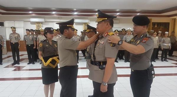 Brigjen Pol Drs. Tabana Bangun Resmi Jabat Waka Polda Sulut