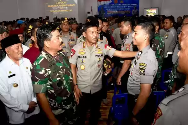 Panglima TNI :  Sinergitas TNI-Polri Ciptakan Stabilitas Keamanan Nasional