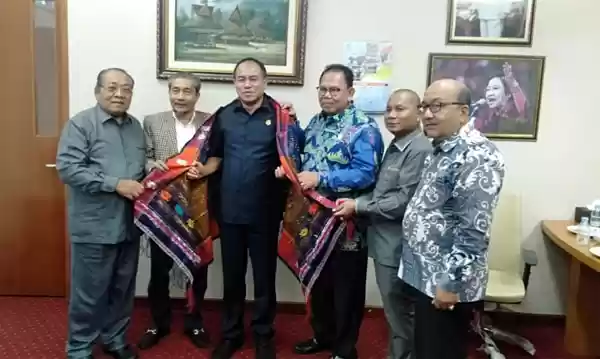 Kajatisu Amir Yanto Silaturahmi ke DPRD Sumut