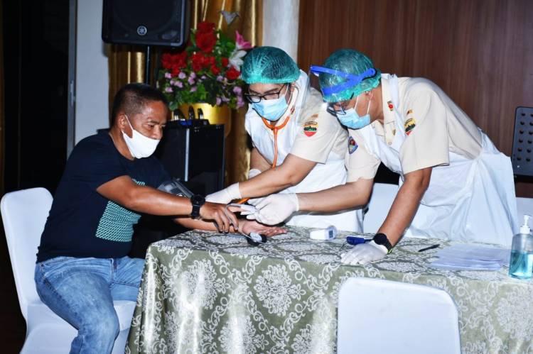 Meningkatkan  Imun Tubuh, Pangdam I/BB kembali Suntik Vaksin Sinovac Tahap II