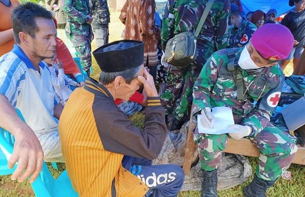 Batalyon Kesehatan TNI Bantu Pengobatan Korban Gempa Sulbar