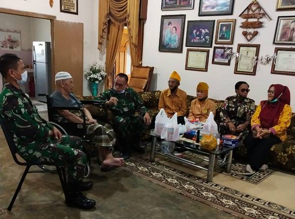 Kakanminvetcad I/30 Silaturahmi dengan Veteran Pejuang Kemerdekaan RI