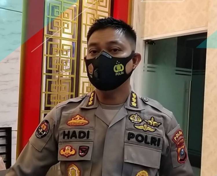 Jam Malam Pengusaha Cafe di Perbatasan, di ,ingkatkan Poldasu