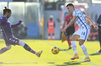 Inter, dan Napoli Lolos ke Perempatfinal