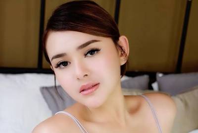Karakter dan Penampilannya Tampil Cantik Juga Sederhana
