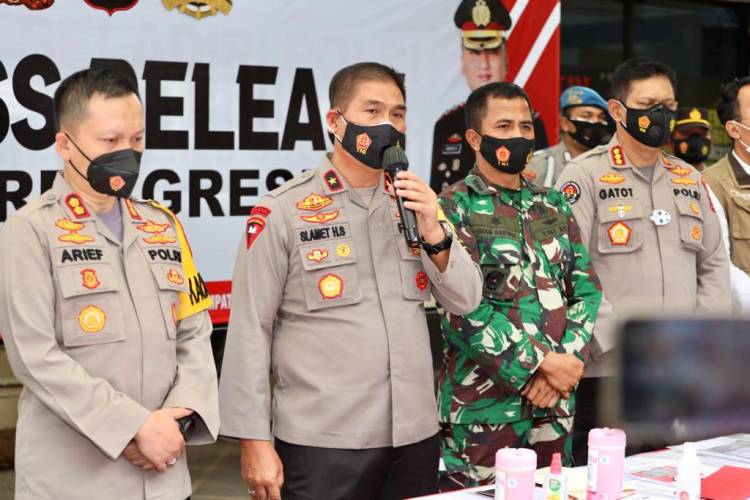 Penyebar Berita Hoax Danramil dan Kasdim 0817 Gresik Meninggal Habis Suntik Vaksin