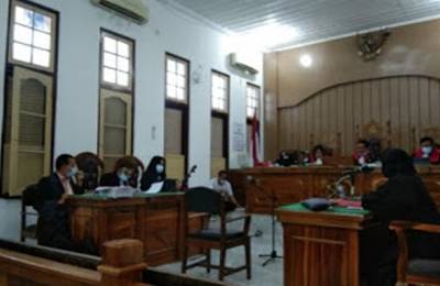 Jaksa Tuntut Polisi Pengantar Narkoba Tahanan,  Delapan  Tahun Enam Bulan Penjara