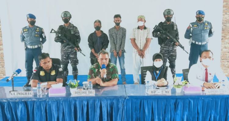 17 PMI Ilegal diamankan di Perairan Sungai Baru Asahan