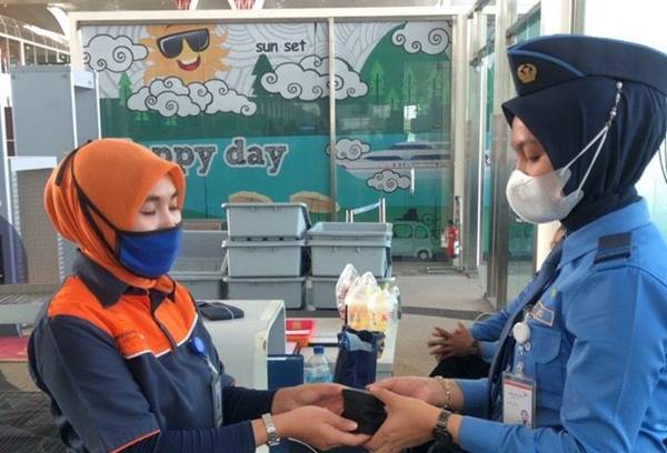 Ini Sosok Dewi Lestari,  Petugas Kebersihan KNIA yang Menemukan 97 Gram Emas