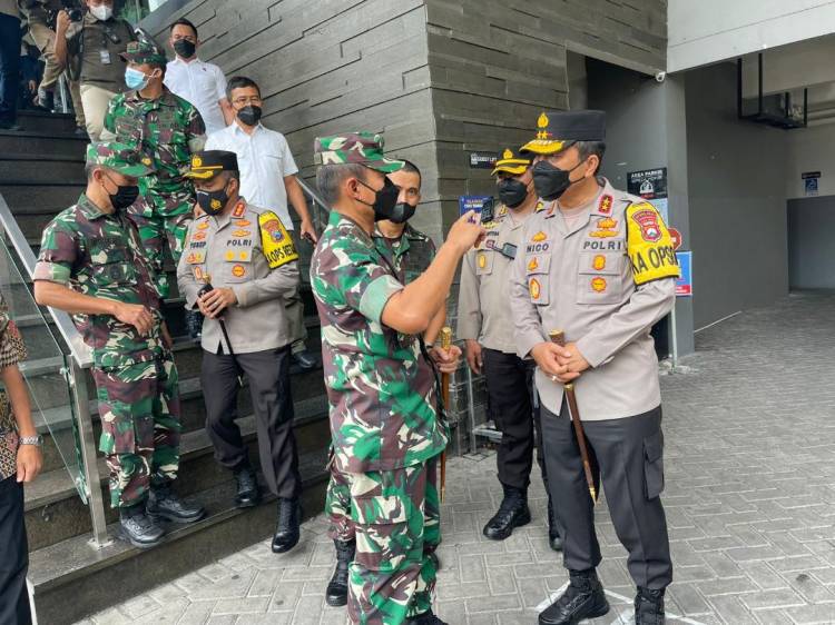 Persiapkan Kedatangan PPLN, Pangdam V Brawijaya dan Kapolda Jawa Timur Cek lokasi Isolasi Terpusat