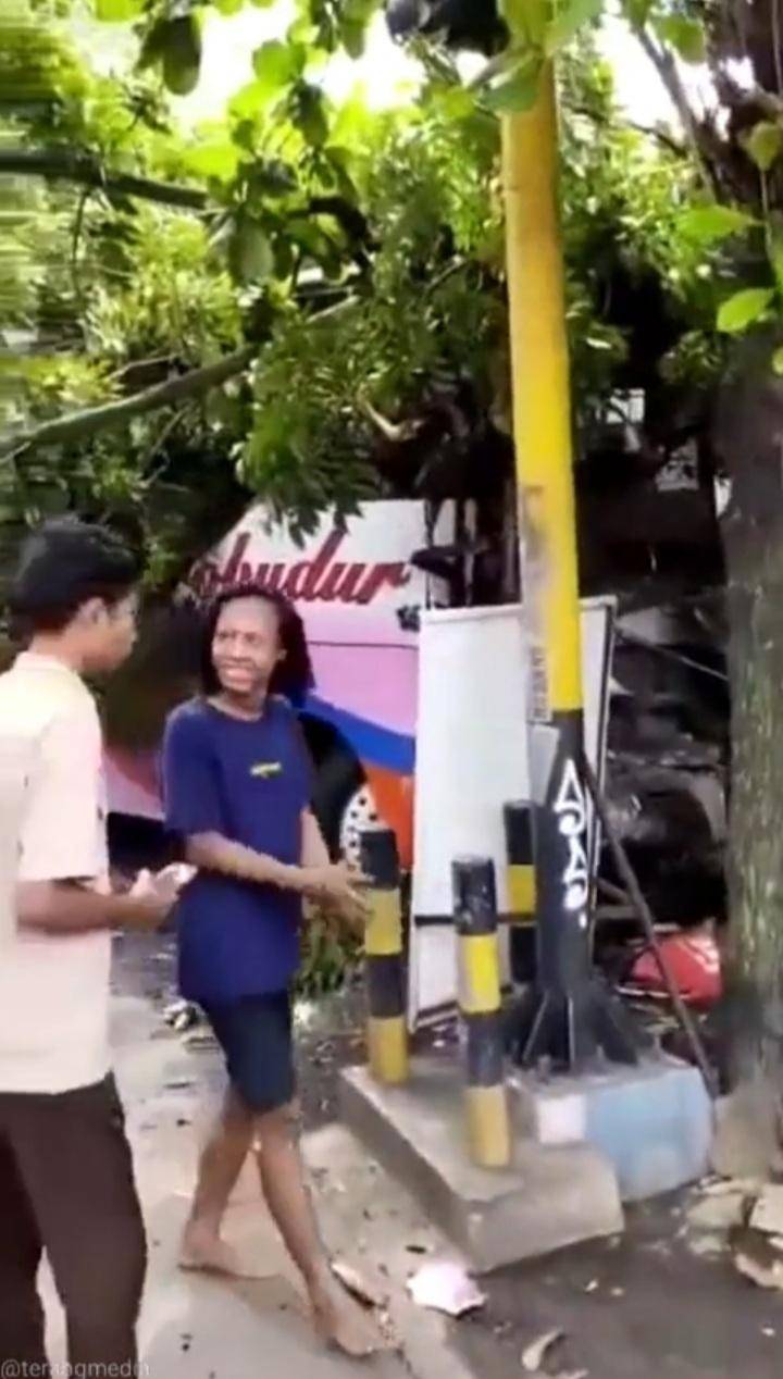 Duarr ! Tabrakan Terjadi Hingga Libatkan Lima Kendaraan Sekaligus, Begini Nasib Penumpangnya