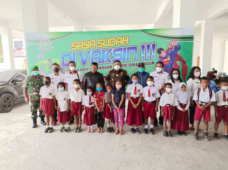 Kejari Simalungun Gelar Vaksinasi Pelajar Usia 6-12 Tahun