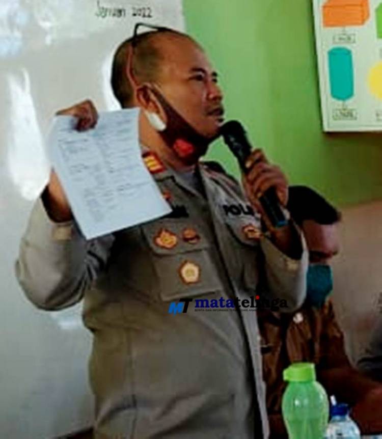 Kapolsek Prapat Janji Berikan Edukasi tentang Vaksin kepada Orang Tua Murid.