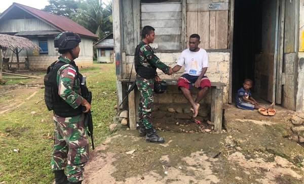 Di Awal Tahun 2022,  Satgas Yonif 126/KC Kunjungi Rumah Warga Perbatasan, Ini Tujuannya