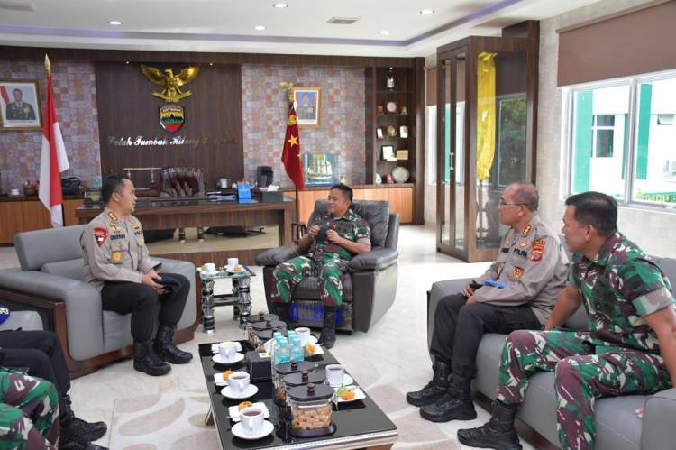 Pangdam I/BB Terima Audiensi Tiga Pejabat Utama Poldasu, Ada Apa?