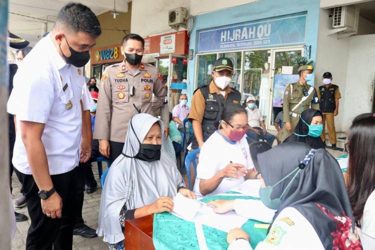 Warga Medan Sunggal Antusias Manfaatkan Go Fast E-KTP