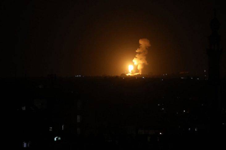 Serang Jalur Gaza, Dua Rudal Rusia Nyaris Hantam Helikopter Militer Israel