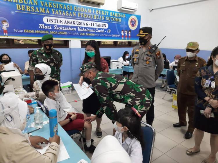 Kolonel Infanteri Hindratno Davidanto, Tinjau Langsung Vaksinasi Anak Usia 6 Hingga 11 Tahun
