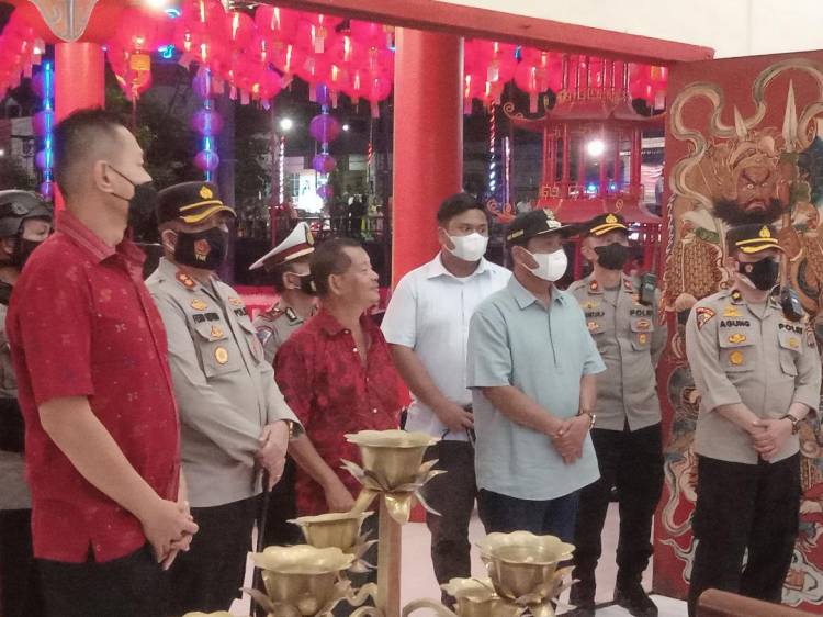 Malam Imlek 2022, Walikota dan Kapolres Binjai Kunjungi Sejumlah Vihara