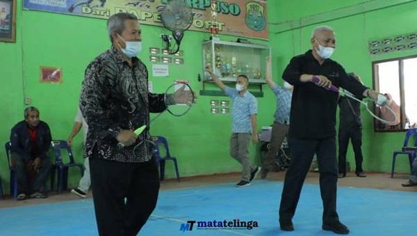 Bupati Asahan Buka Tournamen Badminton Cup P3S