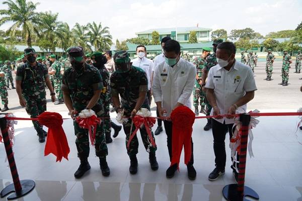 Pangdam l/BB Resmikan Aula Pantai Timur Makorem 022/PT