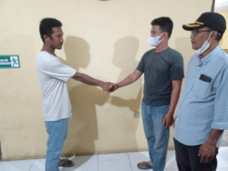 Pencuri Ubi Kayu Milik Polisi Akhirnya Di Maafkan Oleh pemiliknya