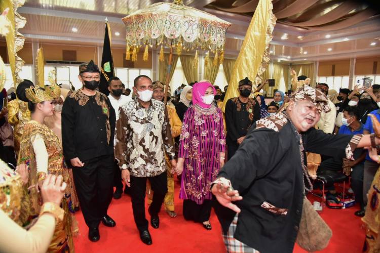 Gubernur Edy: Di Mana Bumi Dipijak, Di Situ Langit Dijunjung