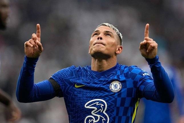 Sah! Kontrak Thiago Silva Resmi DIperpanjang Chelsea