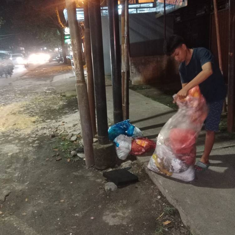 Lurah Glugur Kota Hadirkan Gerakan Kolaborasi Anti Sampah Liar Dengan Menggandeng Unsur Tiga Pilar