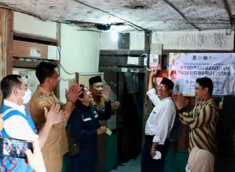 80.183 Rumah Tangga Nikmati Listrik PLN dari Pemerintah