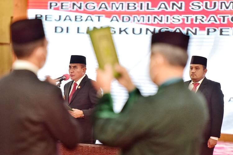 Lantik 38 Pejabat c, Edy Rahmayadi: Kalian Pelayan Rakyat, Digaji Pakai Uang Rakyat