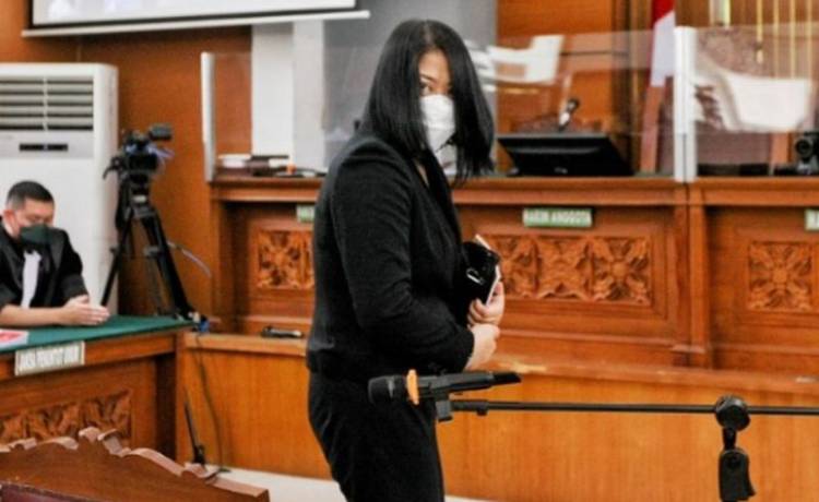 Putri Candrawathi Dan Bharada E Akan Jalani Sidang Tuntutan Hari ini, Ini Permintaan Keluarga Brigadir J!