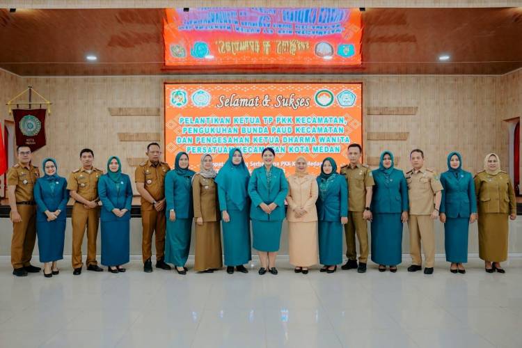 Tujuh Ketua DWP Kecamatan Dikukuhkan, Penasehat DWP Kota Medan Saksikan Pelantikan