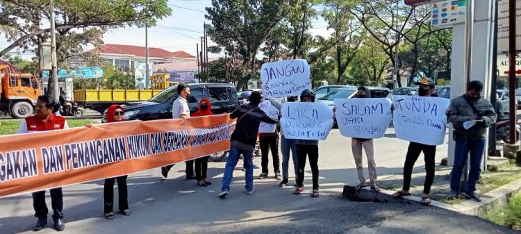 Tidak Menjalankan Tupoksi, Oknum Kejari Binjai Diadukan ke Kejatisu