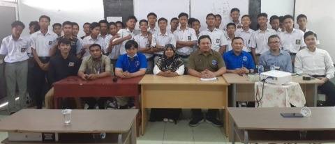 Dosen UMA Berikan Penyuluhan TTG Di SMKS Melati Perbaungan