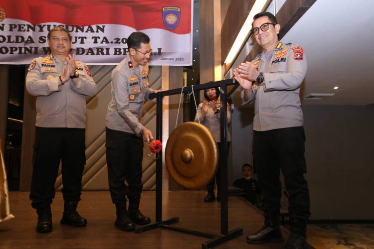 Wakapoldasu Buka  Acara Rekonsiliasi dan Penyusunan Laporan Keuangan Polda Sumut T.A. 2022