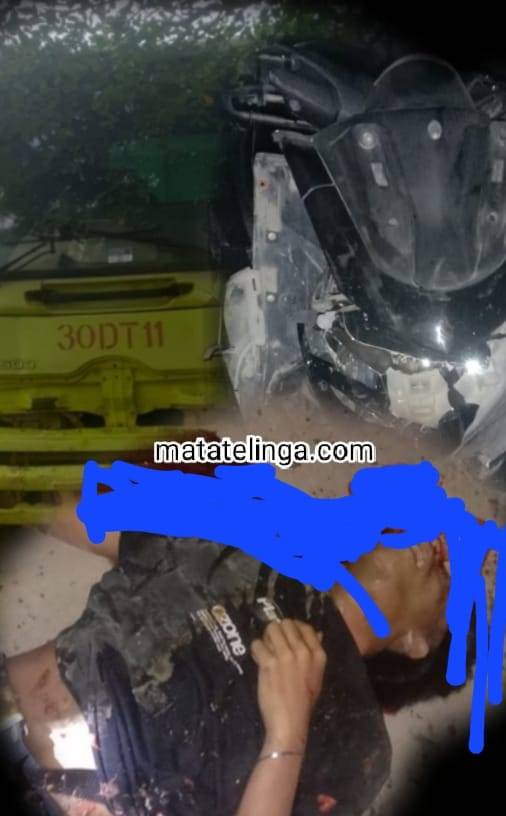 NMax Tabrak Truck Fuso Parkir,Satu Orang Tewas