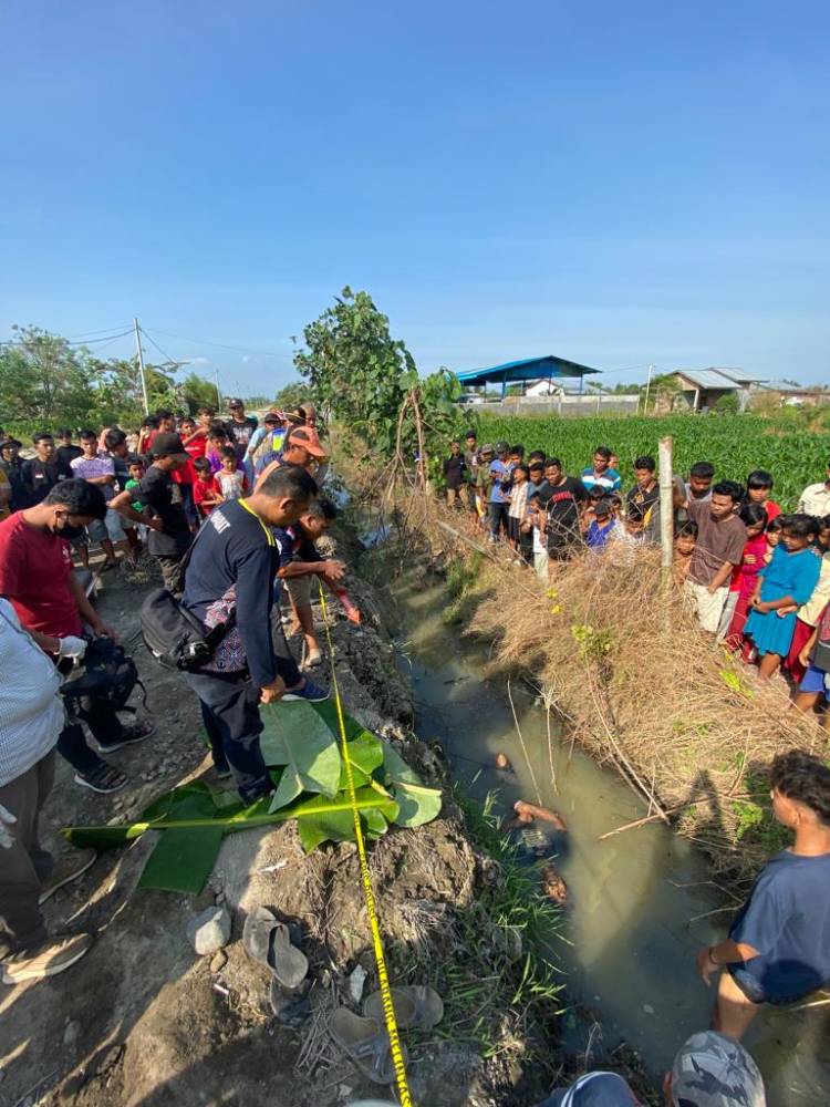 Senjata Makan Tuan, Pencari Ikan Tewas Kesetrum