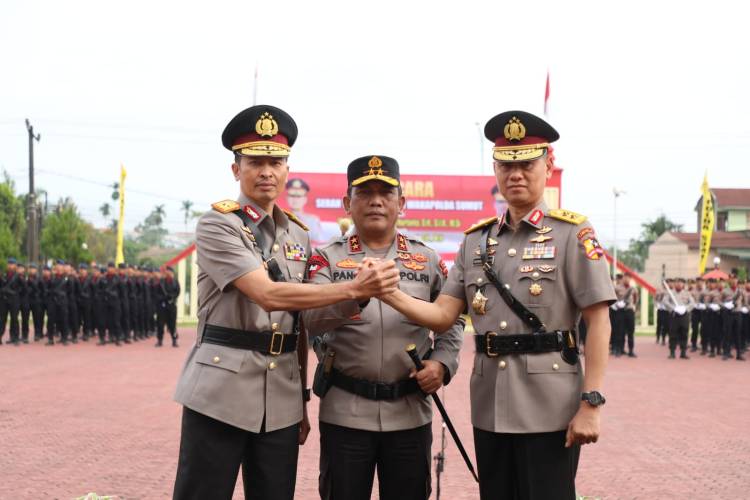 Polda Sumut Gelar Upacara Sertijab Waka Polda
