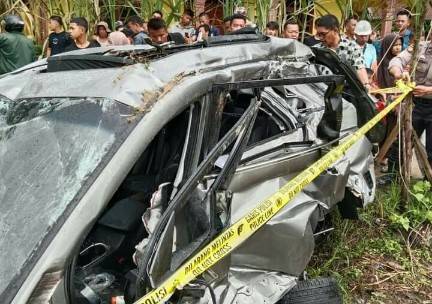 Kereta Api Tabrak Mobil Di Rantauprapat, Dua Korban Terluka Parah