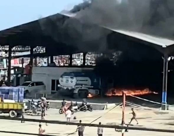 Truk Tanki Pengangut BBM Ilegal termasuk Sopir dan Kneknya