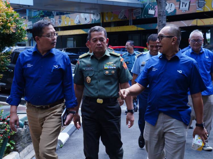 Bangun Kerja Sama Dengan Insan Pers dan Komunitas, Kapuspen TNI Kunjungi Stasiun TVRI