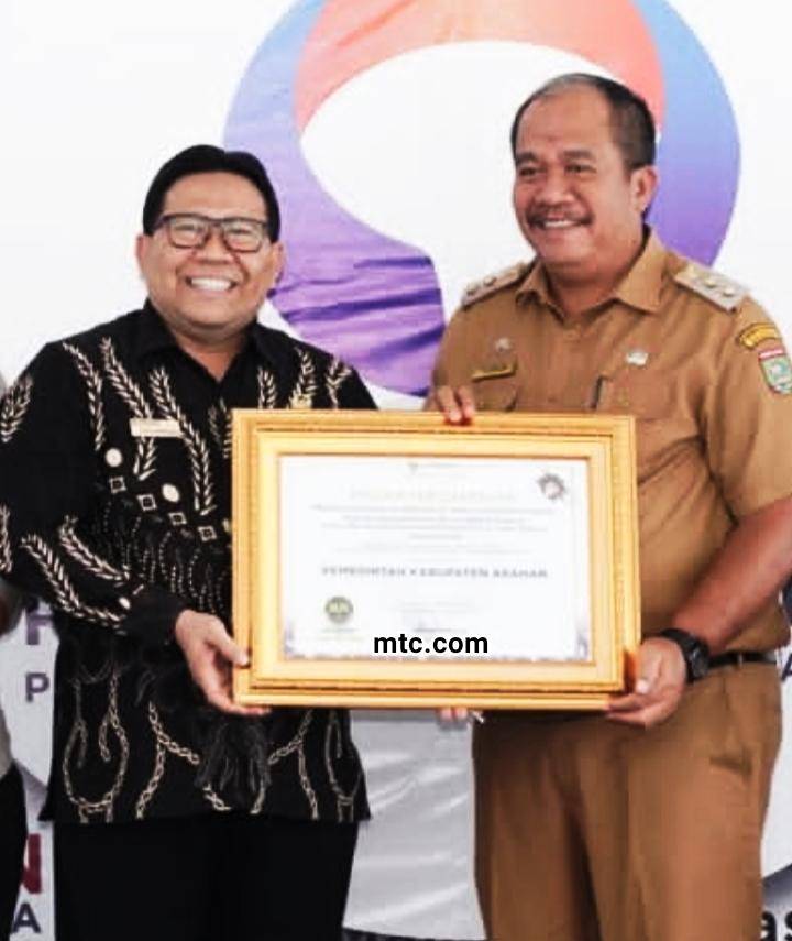 Ombudsman Berikan Penghargaan Kepada Pemerintah Kabupaten Asahan
