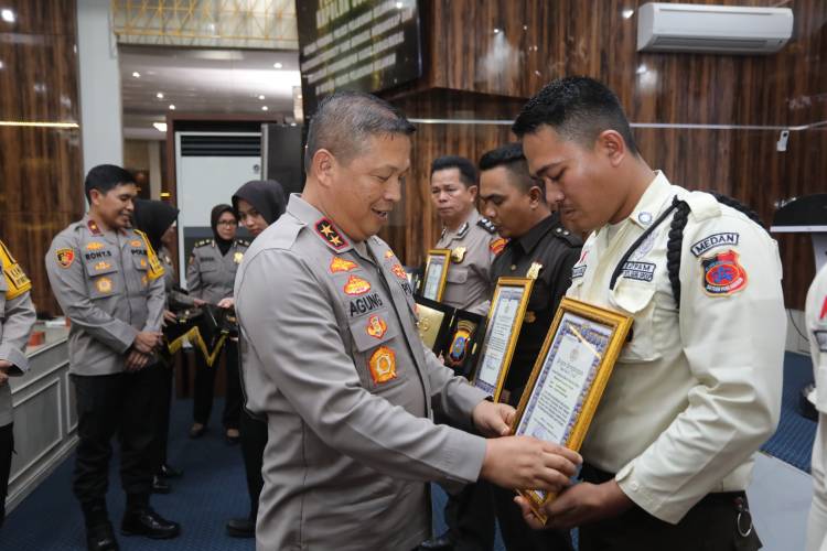 "Habisi" Begal di KIM, Polisi dan Satpam Dapat Penghargaan dari Kapolda