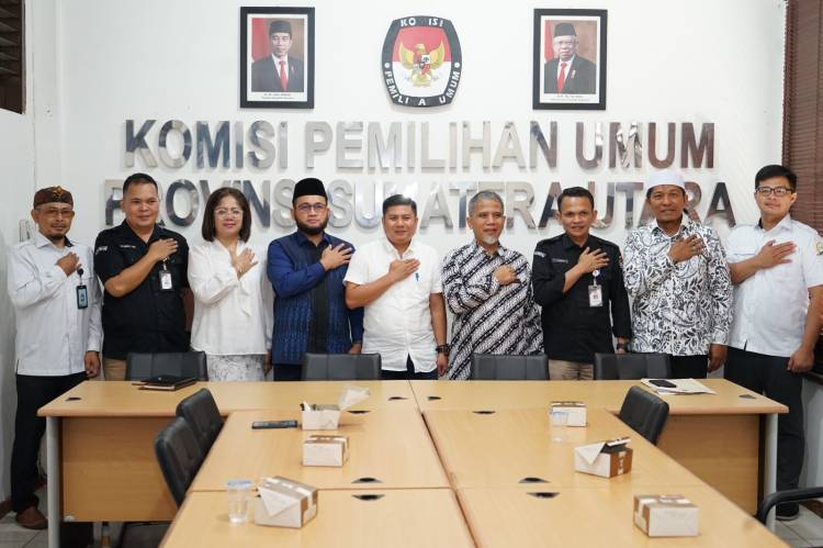Berkunjung ke KPU Sumut,  Anggota DPD RI Dr Badikenita Sitepu Soroti Pencemaran Lingkungan dan Distribusi Kertas Suara
